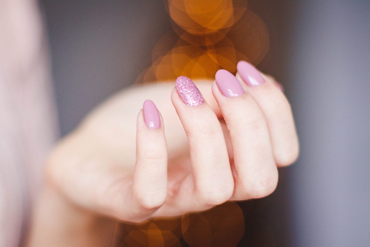 Les stickers pour ongles abîment-ils les ongles ?