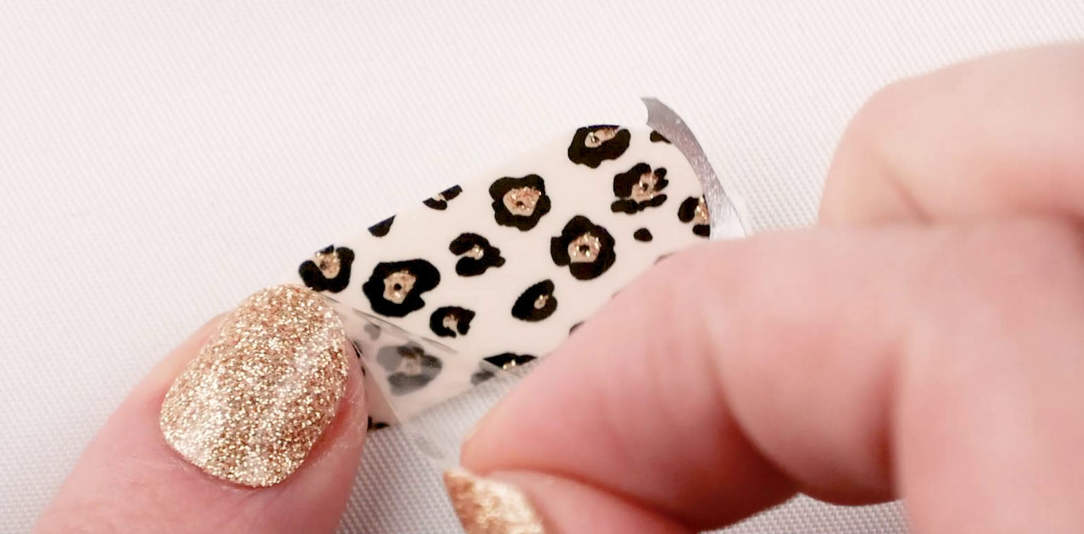 Manucure Cotton Candy avec les Stickers pour ongles TheNailsAngels